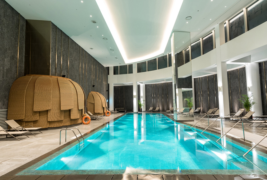 INDOOR SWIMMING POOL